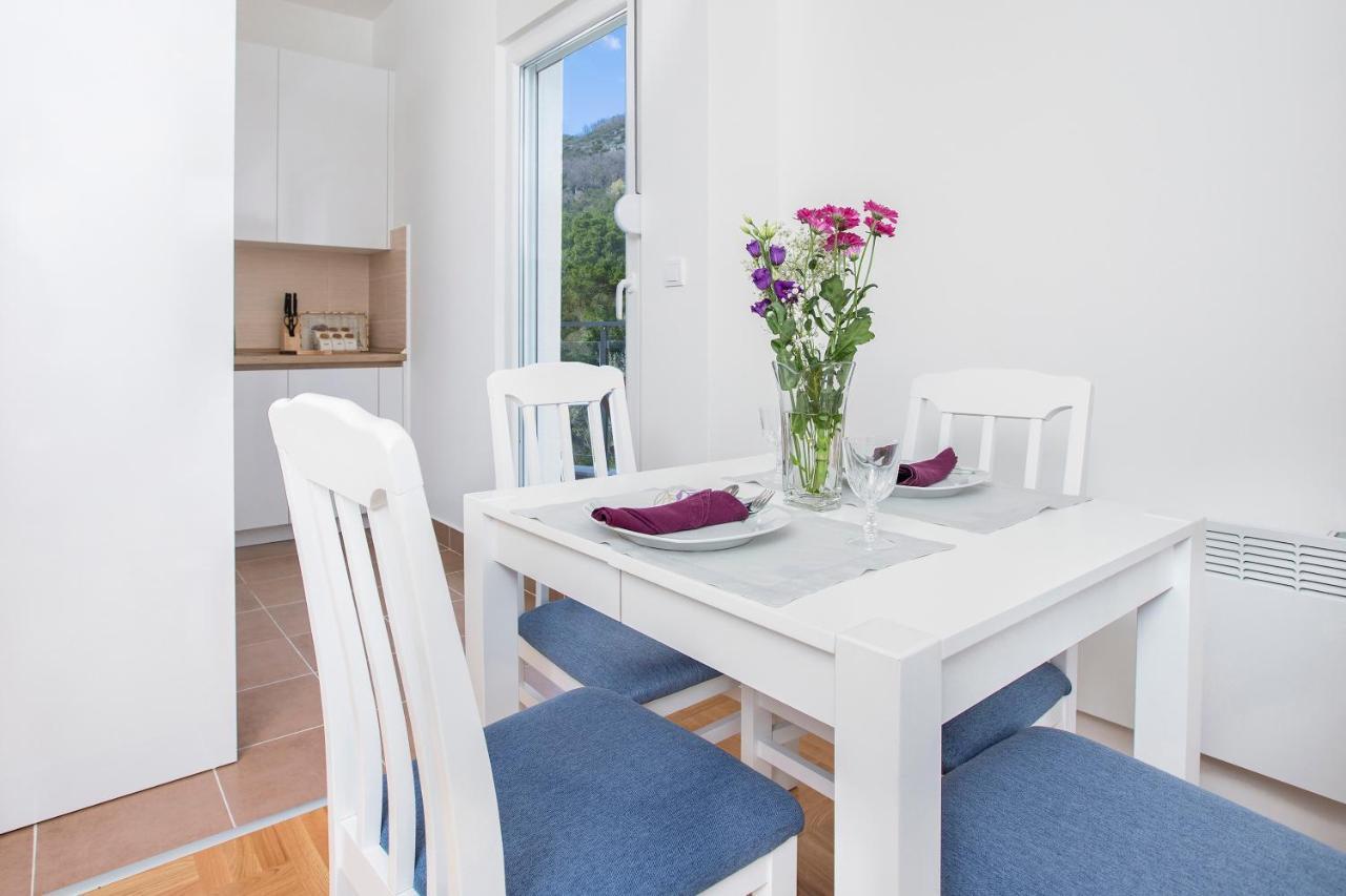 Piskalina Apartment Tivat Eksteriør bilde