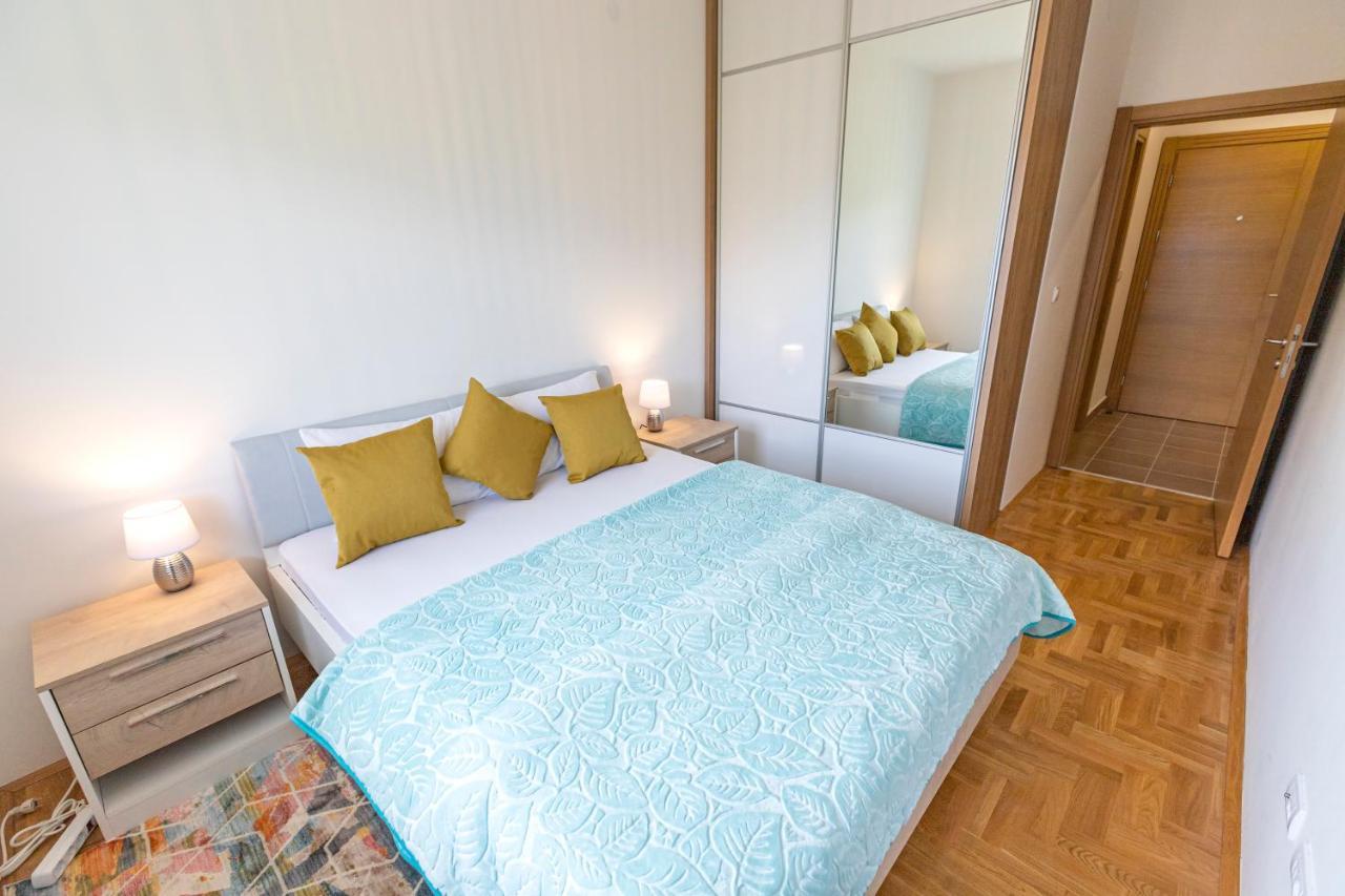 Piskalina Apartment Tivat Eksteriør bilde